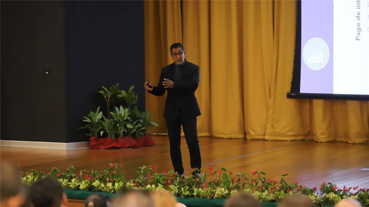 Ministro de Hacienda responde a propuesta del FMI sobre nueva reforma fiscal en Costa Rica