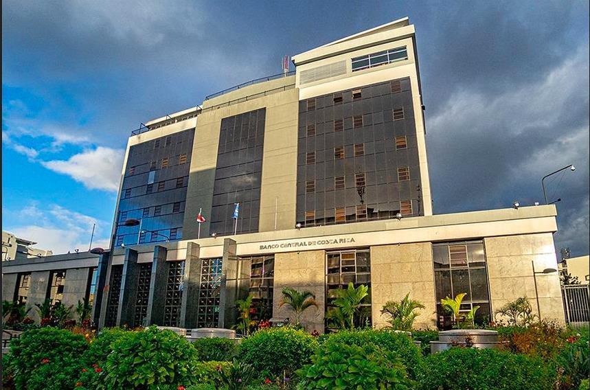 Sugef entregará datos de clientes de bancos al BCCR