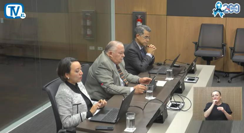 Contraloría plantea observaciones a dos reformas legales para ajustar el funcionamiento de Tribu-CR