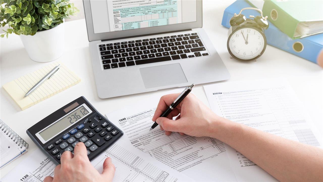 Atención contribuyentes: En junio hay que cumplir con estas obligaciones tributarias