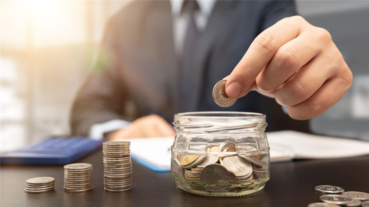 Confianza de los consumidores en Costa Rica se estabiliza, pero persisten dudas sobre el futuro